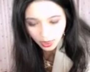 chinese webcamgirl pole dance