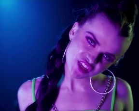 Marina Yers ft Danielz - Fiera (Official Video)