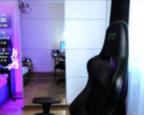 veronica_larson-cb-2025-07-04 1