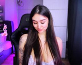 veronica_larson-cb-2025-05-12 1