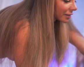 CB_eva_fashionista_August-01-2024_05-18-04