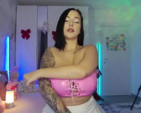 Pretty_Cherry naked dance