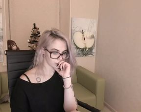 Dana_shy