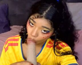 Juicy Latina Lucie