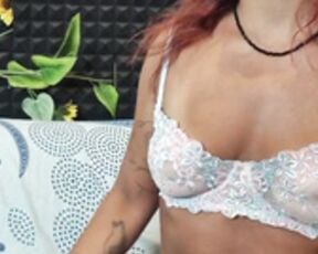 italian StefaniaPT showing asshole close up (again)
