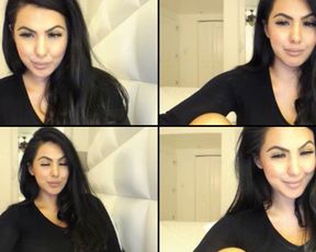 MakaylaDivine her favorite toys in free cam recording 2017-04-12 113542