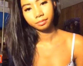 RosieCatt sucking Dildo on peri