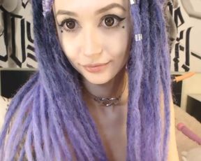 purple_bitch_2017_08_10_18_57_31_347