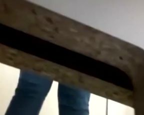 Espiando a chichona en el vestuario