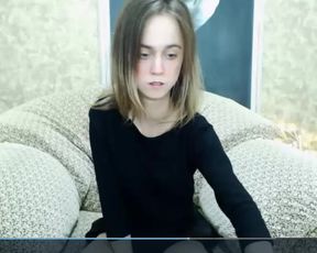 dayana_moor - showing her pert tits