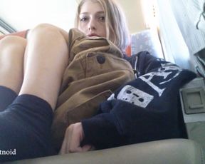 Arwen Datnoid I Fisted Myself on a Train