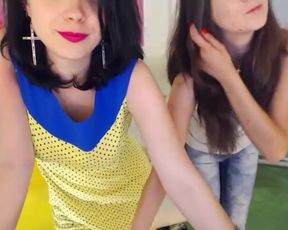 77karina77 with sister 28.06.2016