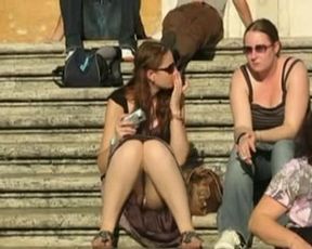 Hermoso Hairy Upskirt