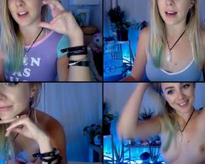 SweetDee getting right to it in free cam recording 2017-09-08_062607