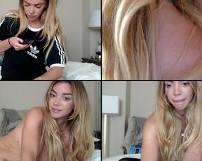 NikiSkyler puttin her toy all up in her pussy,feel so good in free cam recording 2017-10-04_235821