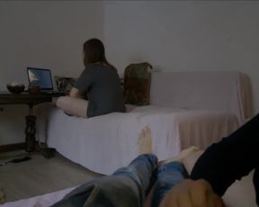 gf sucks while her sister watches_game_of thrones