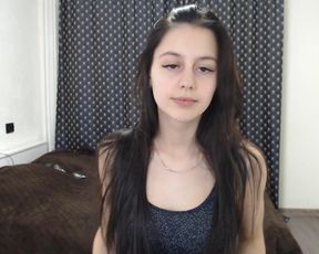 _ariana_grande__ Changing into Her Sweater