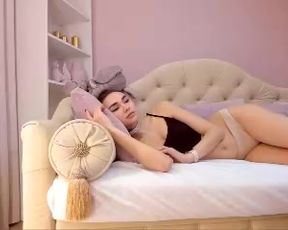 hollyextra 2020-02-05 7