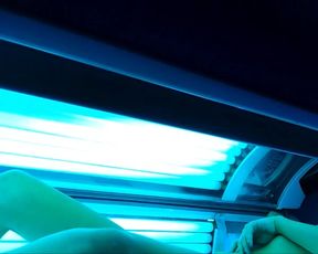 Esthere Tanning Her Booty