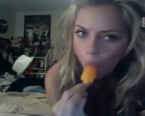 If anyone knows is name? tits plays with ice cream.