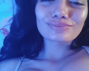 Luni07 webcam show 2020-03-03_19-37-17_495