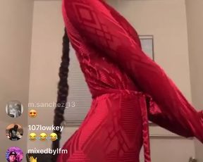 €dw!na c@rl@ nipslip