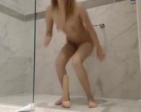 I PLAY IN THE SHOWER