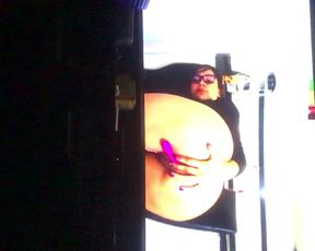 Beautiful colombian showing her asshole on doggie