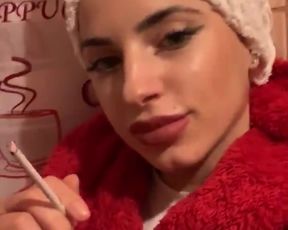 LoraSinClare Smoking