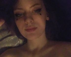 Kitten420 webcam show 2020-03-23_19-39-48_254