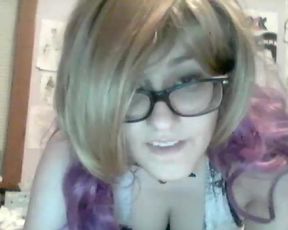 Nerdy Dorm Girl