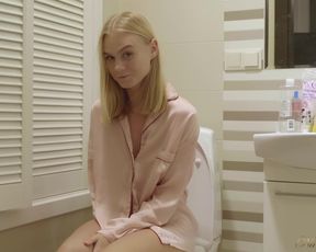 Nancy Ace - Orgasm In A Shower
