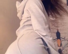 Ellieleen1 (aka ellieleen11, ellieleen, elliemayli) playing all alone in her bed and modeling all her new undies for you OnlyFans private video