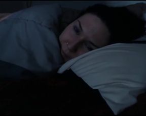 sneak on my cousin bed (rare video )