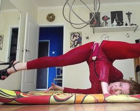 airfixflex - stretching in red catsuit