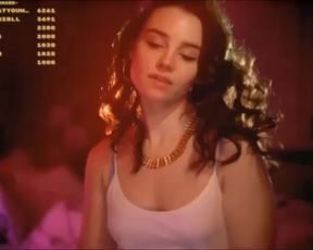 Brunette Senzual Strip Teaze ~ ċiƞnαb℮lℓe 2020-04-16