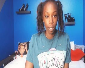 Fascinating Sexy Ebony And Her Frivolous Performance Li