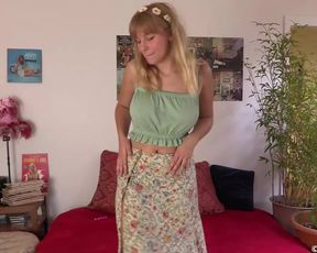 GirlsOutWest-selina-temptation