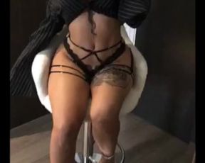 Layna boo solo masturbate