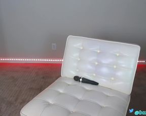 Trustori3zent Masturbates with Domi and Dildo