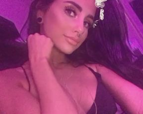 NaomiWoods SnapChat JyphF1LISwaBYaUmisdSEGFnlwFRFijX