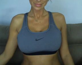 Into Mary cam show 2020-09-03 08-53-25 357