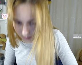 -Molly-Mae- cam show 2020-09-21 12-44-13 945