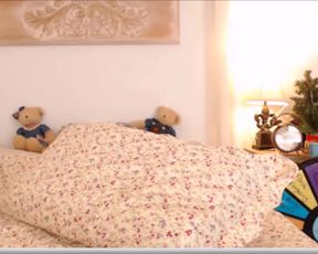 emma_lu - Masturbates on webcam - 20th Dec. 2016