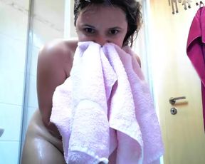 Sexydea webcam recording 2014 September 28_02-45-53