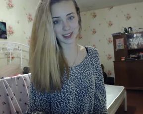 hottykissy33, teen, stripping, flashing