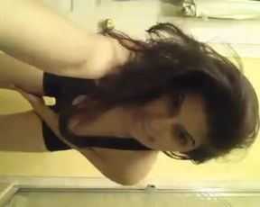 girl strip in webcam